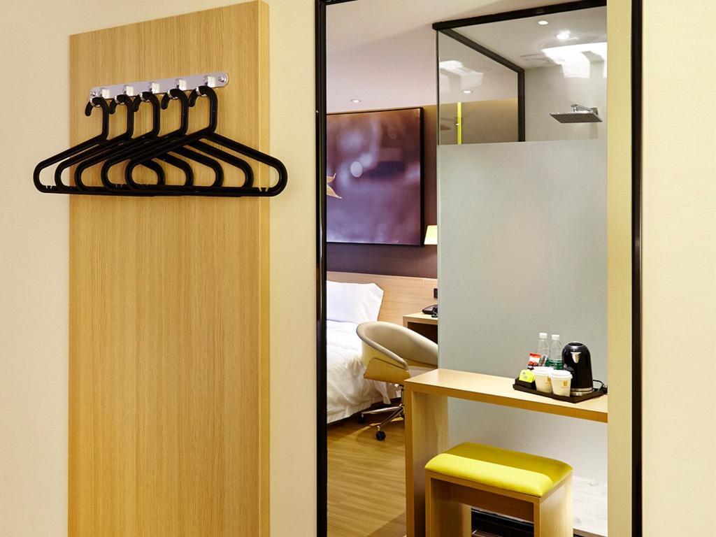 Hotel 7Days Premium Chongqing Hongqihegou Pokoj fotografie